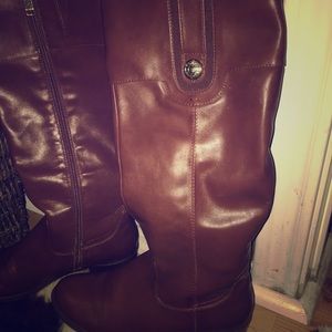 Brown Tommy Hilfiger boots